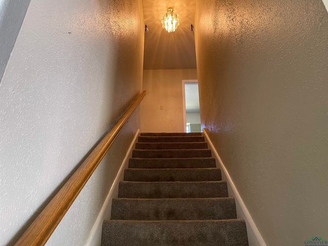 411 E Carolanne Blvd, Marshall, TX 75672
