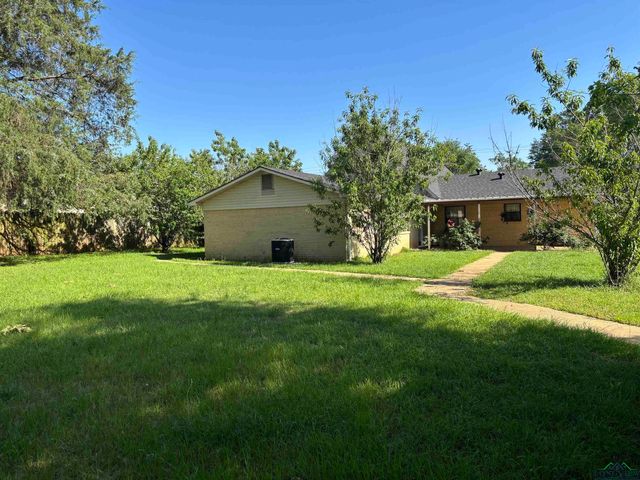 411 E Carolanne Blvd, Marshall, TX 75672