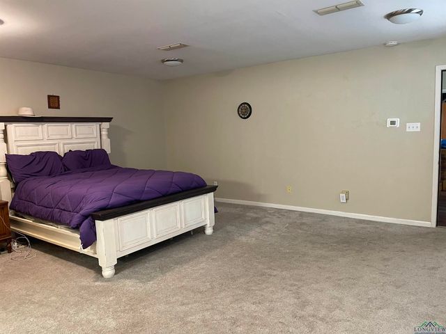 411 E Carolanne Blvd, Marshall, TX 75672