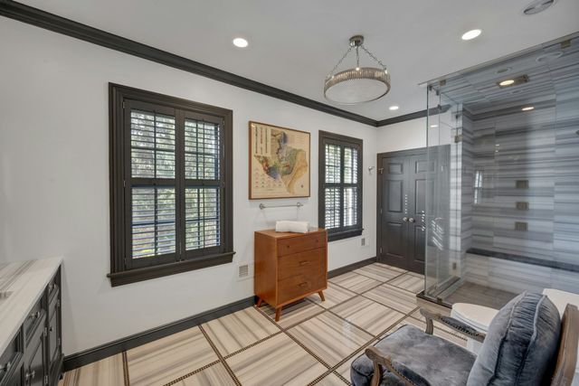 33 Highland Farm Road, Greenwich, CT 06831