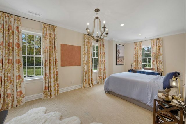 33 Highland Farm Road, Greenwich, CT 06831