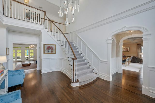 33 Highland Farm Road, Greenwich, CT 06831