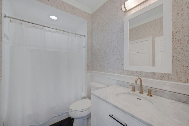 33 Highland Farm Road, Greenwich, CT 06831