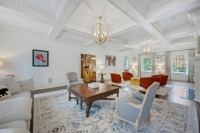 33 Highland Farm Road, Greenwich, CT 06831