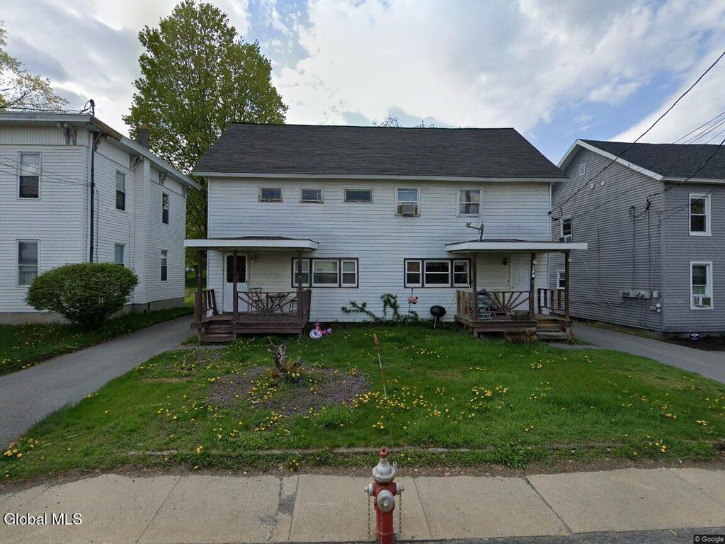 609 Hudson Avenue, Stillwater, NY 12170