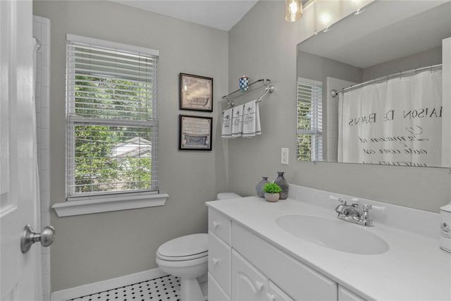 12 E HARVARD STREET, Orlando, FL 32804