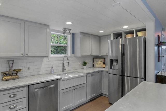 12 E HARVARD STREET, Orlando, FL 32804