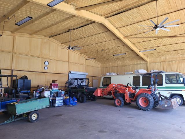 165 Taxiway Drive, Livingston, TX 77351