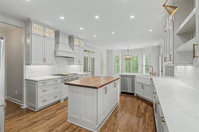 1185 Seale Drive, Alpharetta, GA 30022