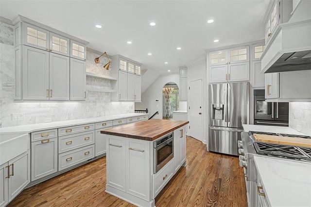 1185 Seale Drive, Alpharetta, GA 30022