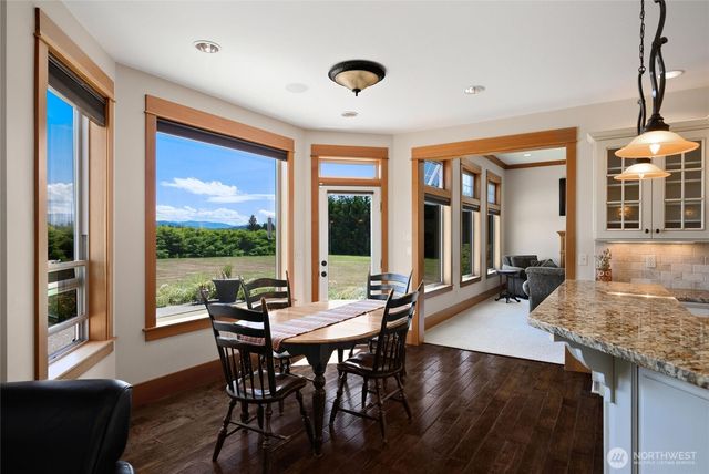 794 W Smith Road, Bellingham, WA 98226