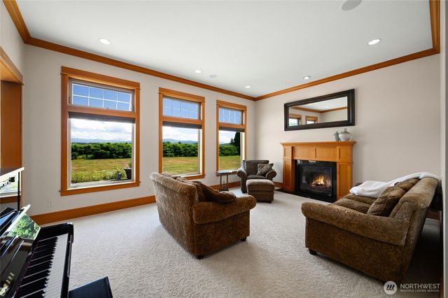 794 W Smith Road, Bellingham, WA 98226