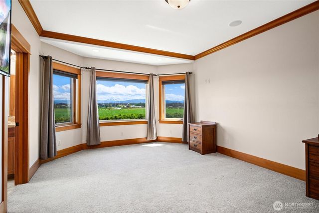794 W Smith Road, Bellingham, WA 98226