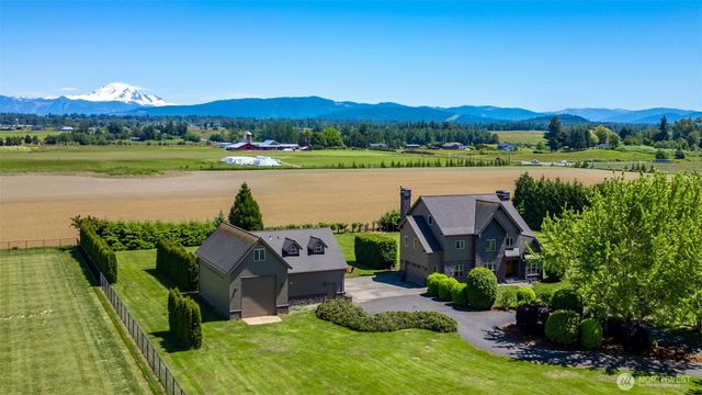 794 W Smith Road, Bellingham, WA 98226