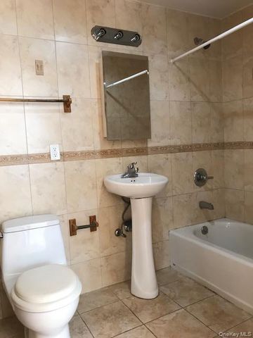 144-77 Barclay Avenue 4B, Flushing, NY 11355