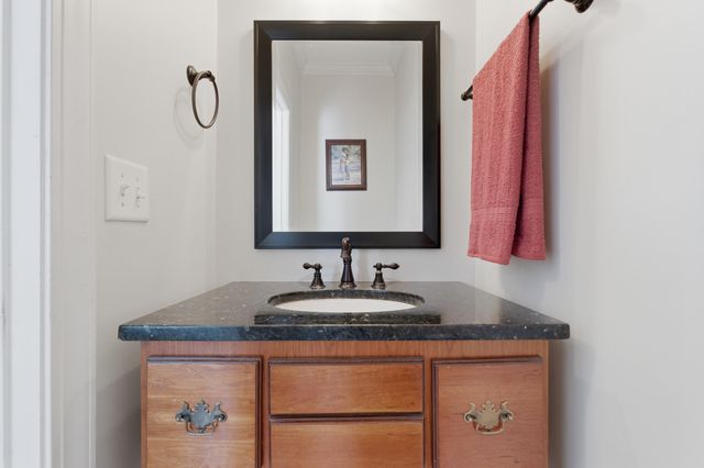 5292 E Dolphin Street, North Charleston, SC 29405