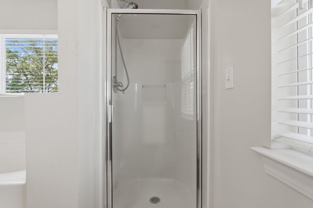 5292 E Dolphin Street, North Charleston, SC 29405