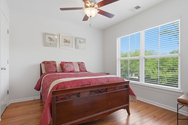 5292 E Dolphin Street, North Charleston, SC 29405