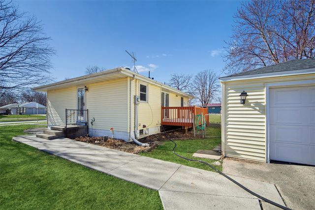 508 E Clinton Avenue, Indianola, IA 50125