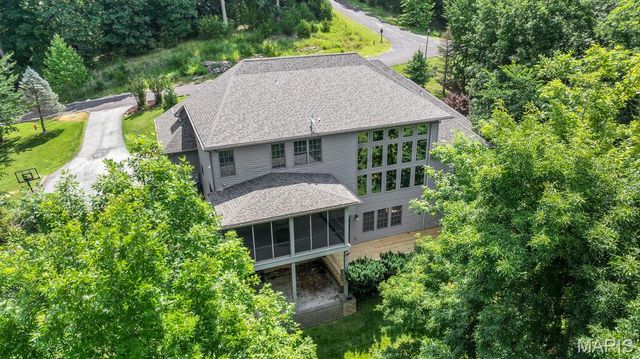 1233 Diamond Valley Drive, High Ridge, MO 63049