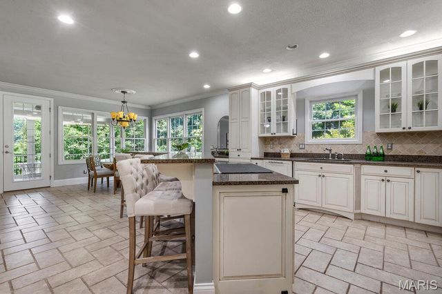 1233 Diamond Valley Drive, High Ridge, MO 63049