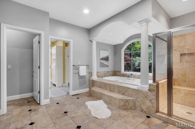 1233 Diamond Valley Drive, High Ridge, MO 63049