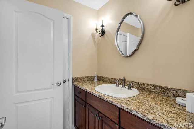 1233 Diamond Valley Drive, High Ridge, MO 63049