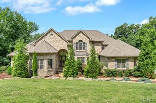 1233 Diamond Valley Drive, High Ridge, MO 63049