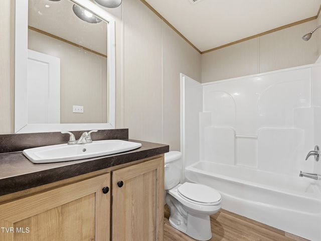 135 Gamble Lane, Lafollette, TN 37766