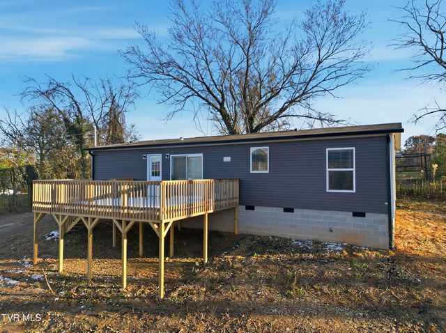 135 Gamble Lane, Lafollette, TN 37766