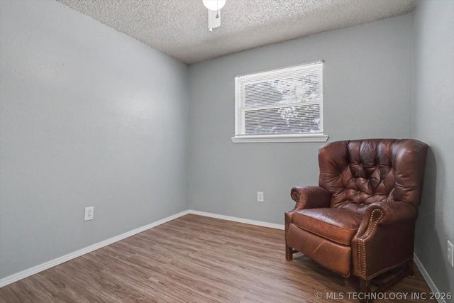 711 W 27th Street, Sand Springs, OK 74063