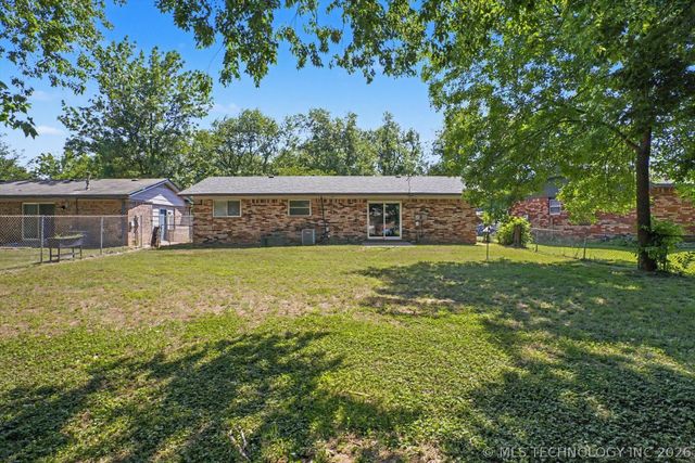 711 W 27th Street, Sand Springs, OK 74063