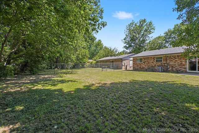 711 W 27th Street, Sand Springs, OK 74063