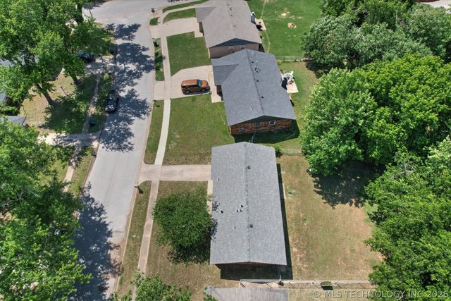 711 W 27th Street, Sand Springs, OK 74063