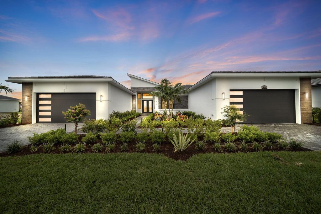 9187 SW Shinnecock Drive, Port St Lucie, FL 34987
