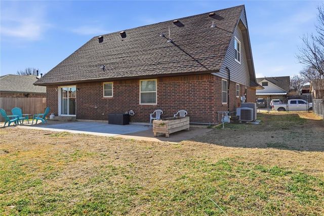 608 S Patterson Drive, Moore, OK 73160