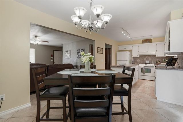 608 S Patterson Drive, Moore, OK 73160