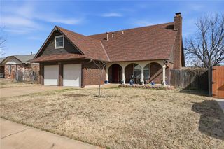 608 S Patterson Drive, Moore, OK 73160