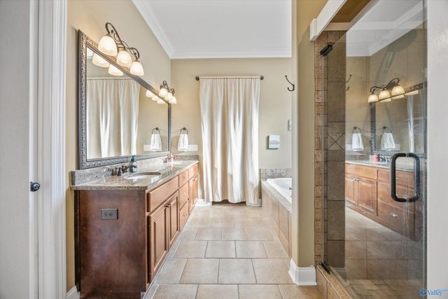 4716 Shortline Circle, Owens Cross Roads, AL 35763