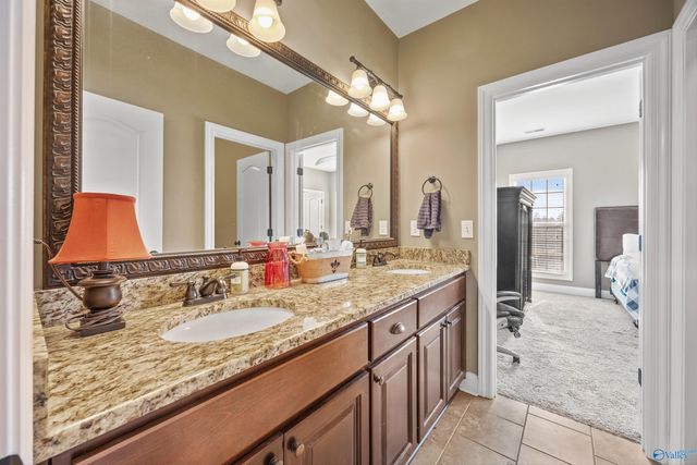 4716 Shortline Circle, Owens Cross Roads, AL 35763