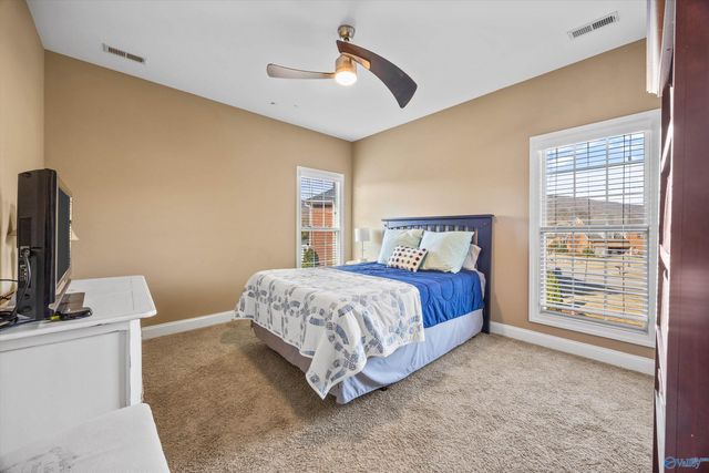 4716 Shortline Circle, Owens Cross Roads, AL 35763