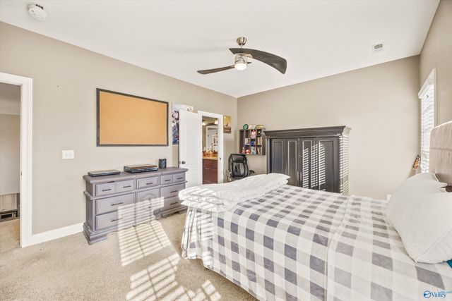 4716 Shortline Circle, Owens Cross Roads, AL 35763