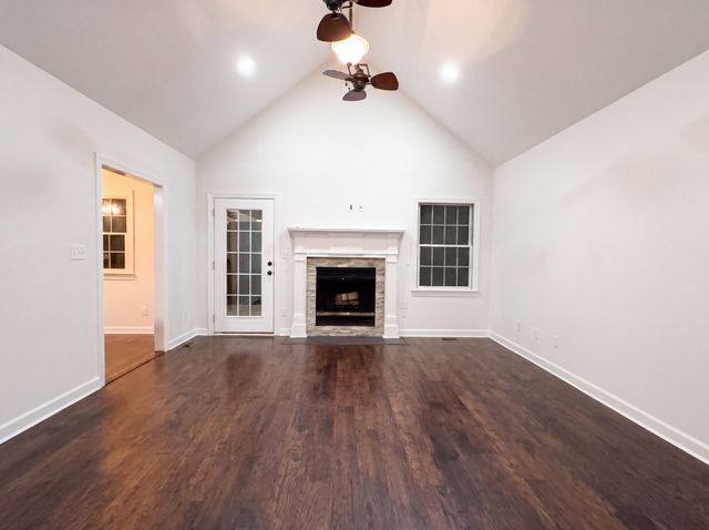61 Eastridge Rd, Fayetteville, TN 37334