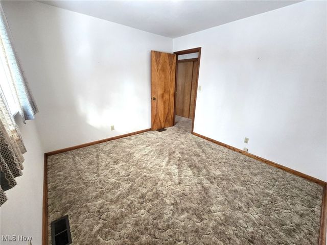 39 Jay Street, Davisville, WV 26142