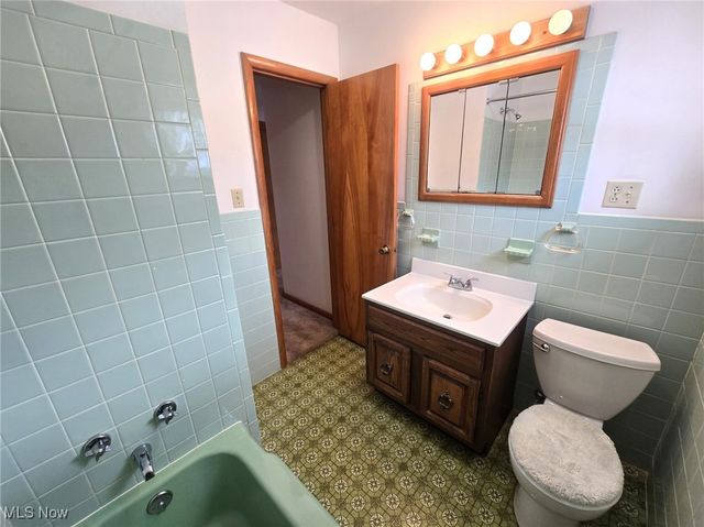 39 Jay Street, Davisville, WV 26142