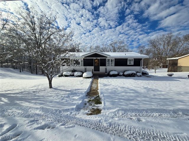 39 Jay Street, Davisville, WV 26142