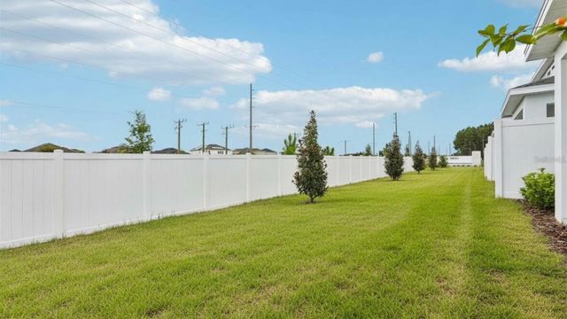 6876 HOLCOMBE DOWN DRIVE, Zephyrhills, FL 33541