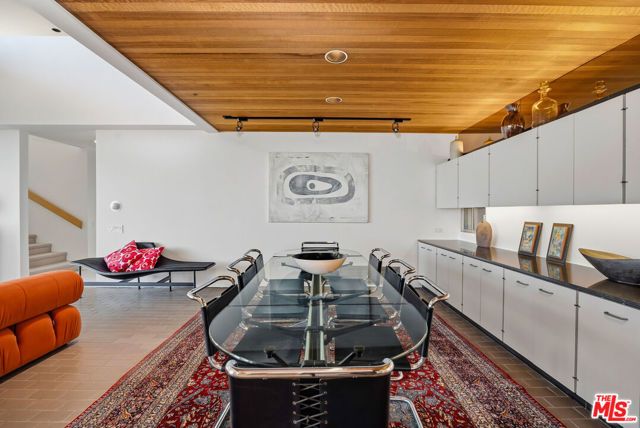 12268 Canna Road, Los Angeles, CA 90049