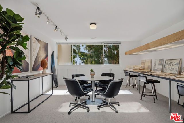 12268 Canna Road, Los Angeles, CA 90049