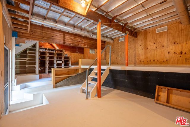 12268 Canna Road, Los Angeles, CA 90049
